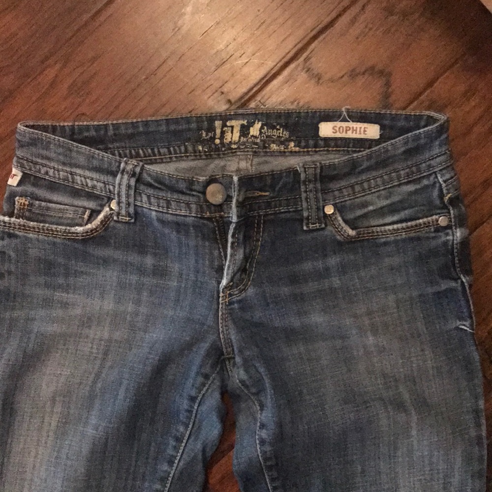 !It boot cut jeans-Sophie cut.